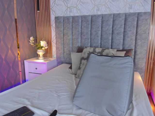 SofiCruz live cam on BongaCams