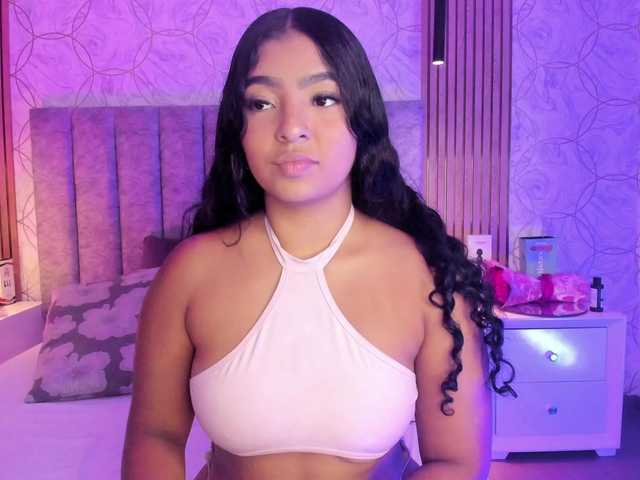 SofiCruz live cam on BongaCams