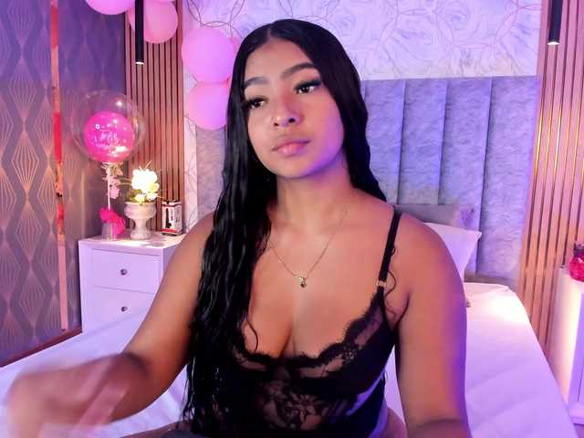 SofiCruz live cam on BongaCams