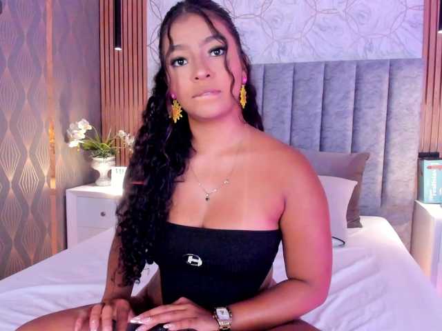 SofiCruz live cam on BongaCams