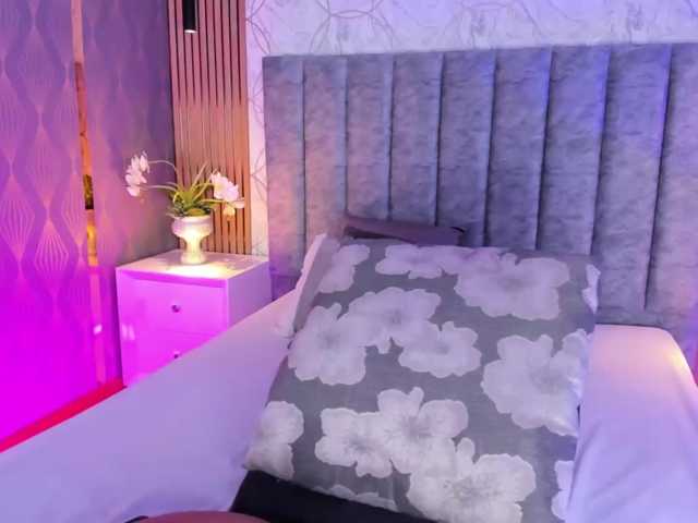 SofiCruz live cam on BongaCams