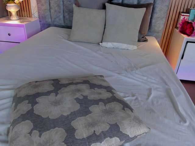 SofiCruz live cam on BongaCams