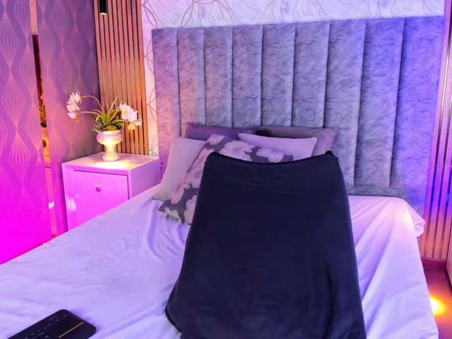 SofiCruz live cam on BongaCams