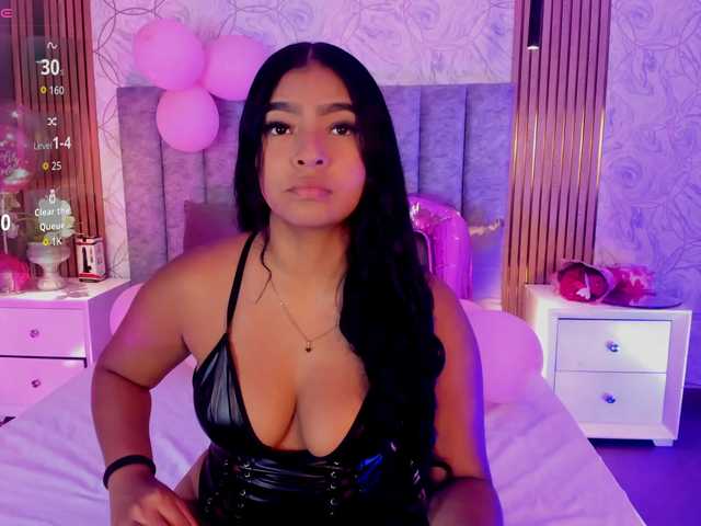SofiCruz live webcam show
