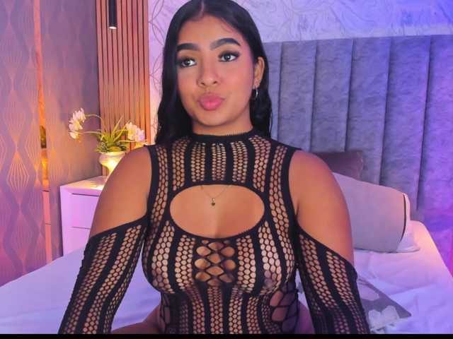 SofiCruz live cam on BongaCams