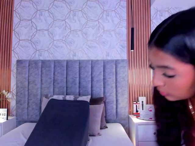 SofiCruz live cam on BongaCams