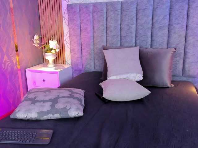 SofiCruz live cam on BongaCams