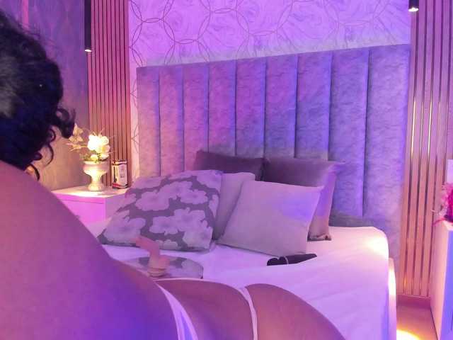 SofiCruz live cam on BongaCams