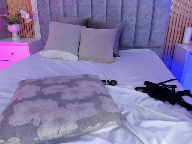 SofiCruz live cam on BongaCams