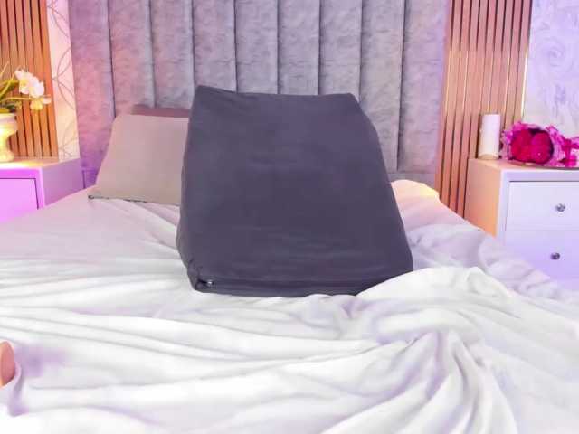 SofiCruz live cam on BongaCams