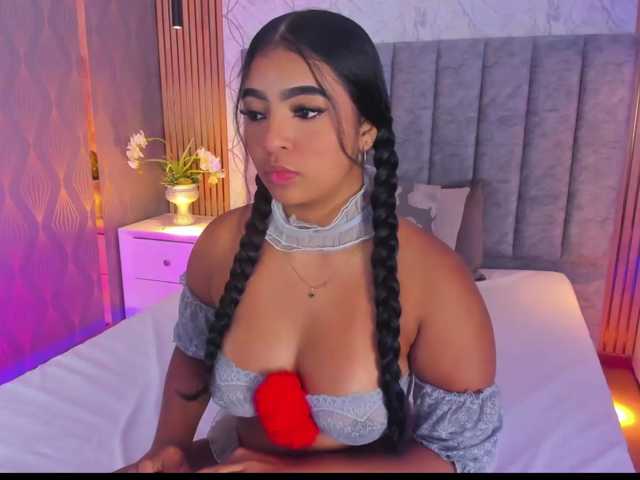 SofiCruz live cam on BongaCams