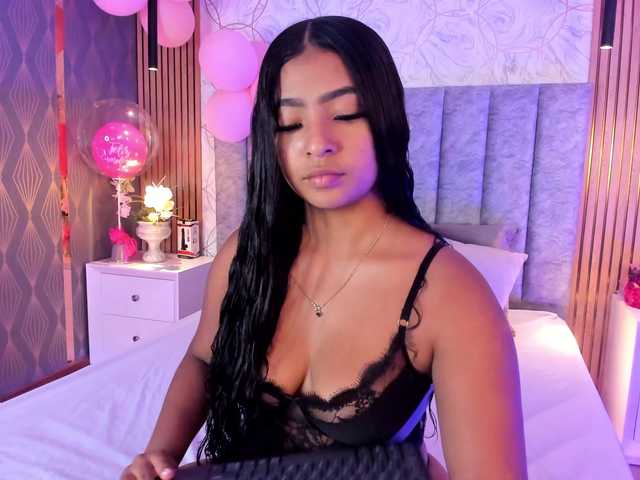 SofiCruz live cam on BongaCams