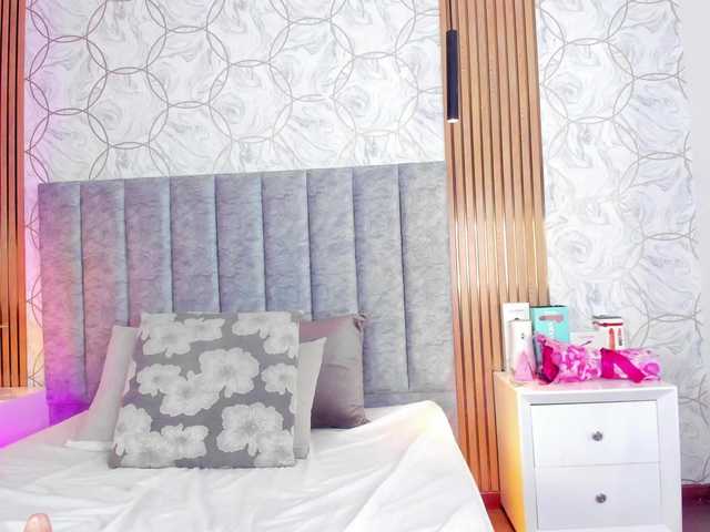 SofiCruz live cam on BongaCams