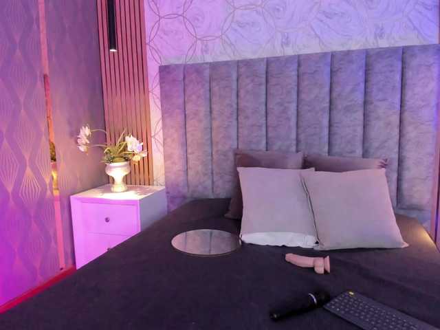 SofiCruz live cam on BongaCams