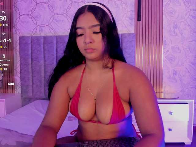 SofiCruz live cam on BongaCams