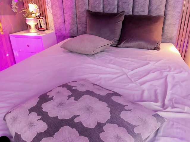 SofiCruz live cam on BongaCams