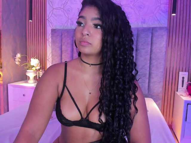 SofiCruz live cam on BongaCams