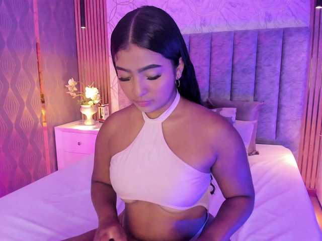 SofiCruz live cam on BongaCams