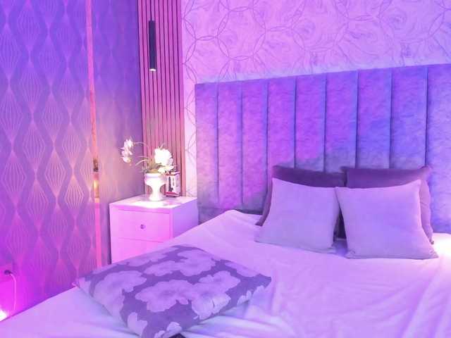 SofiCruz live cam on BongaCams