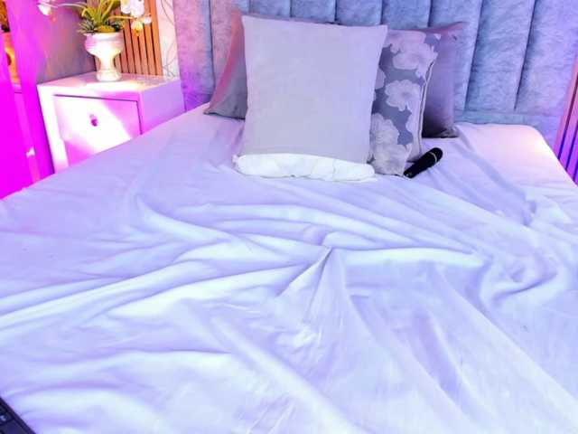SofiCruz live cam on BongaCams