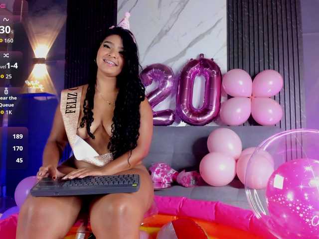 SofiCruz live cam on BongaCams