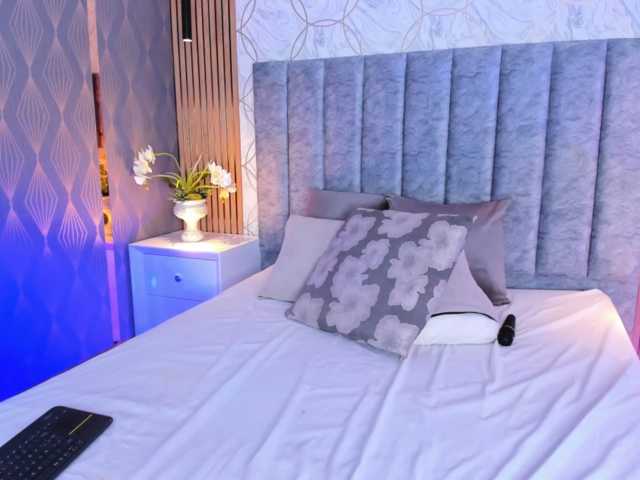SofiCruz live cam on BongaCams