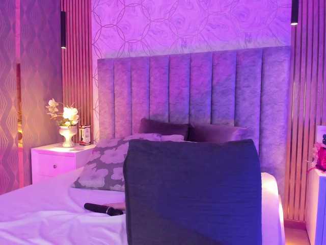 SofiCruz live cam on BongaCams