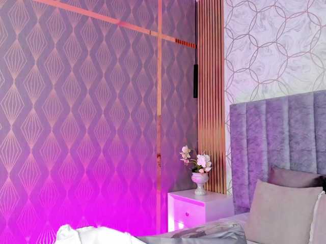 SofiCruz live cam on BongaCams