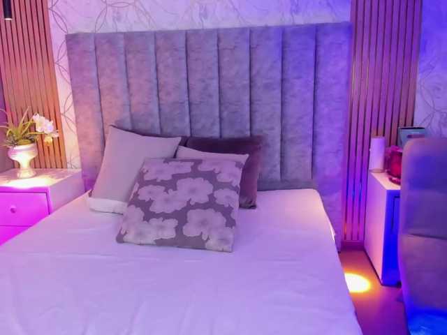 SofiCruz live cam on BongaCams