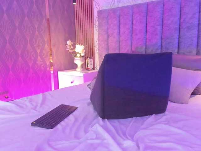 SofiCruz live cam on BongaCams