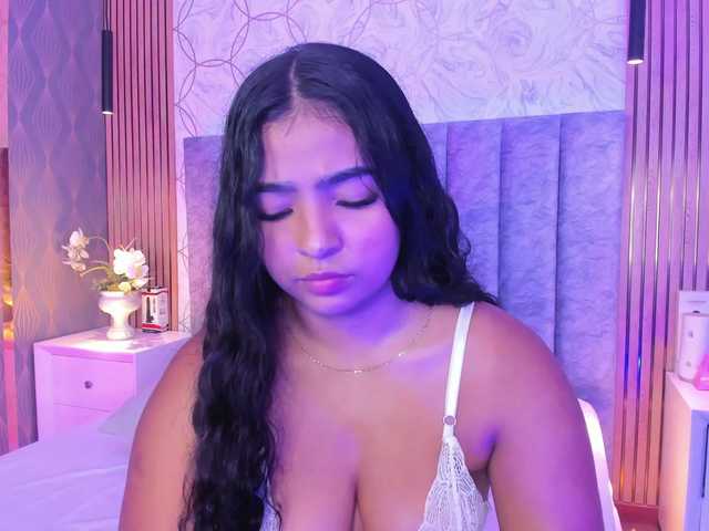SofiCruz live cam on BongaCams