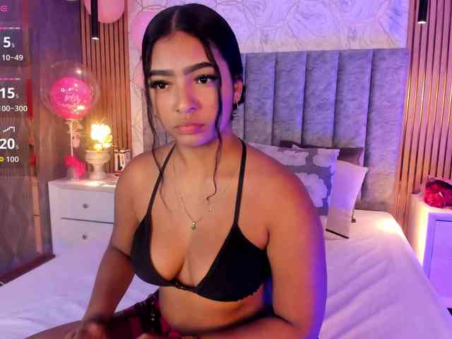SofiCruz webcam