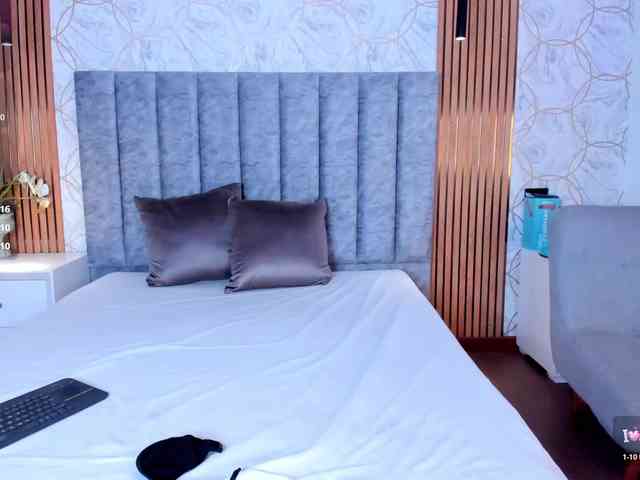 SofiCruz webcam