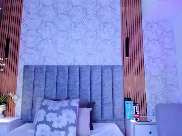 SofiCruz webcam