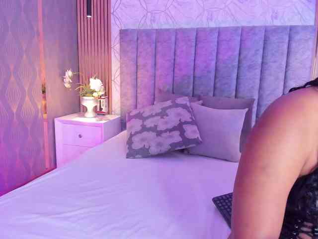 SofiCruz webcam