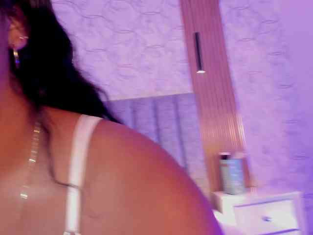 SofiCruz webcam