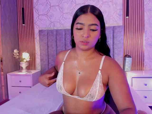 SofiCruz webcam