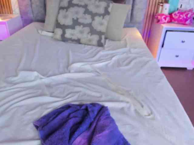 SofiCruz webcam