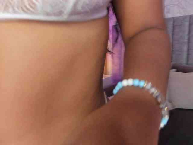 SofiCruz webcam