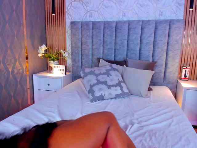 SofiCruz webcam