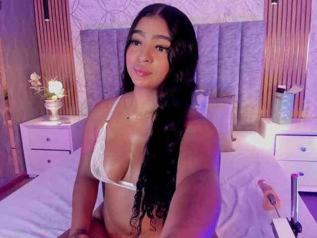SofiCruz webcam