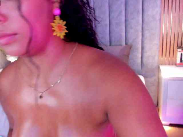 SofiCruz webcam