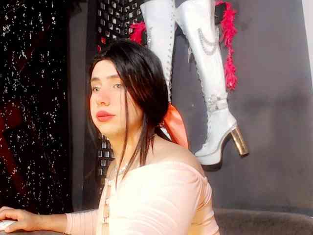 Oxana-Novikova Sex Cam Show