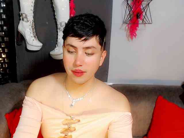 Oxana-Novikova Sex Cam Show