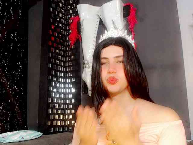 Oxana-Novikova Sex Cam Show