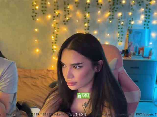 CoupleOnFire webcam