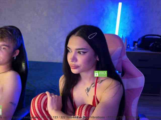 CoupleOnFire webcam