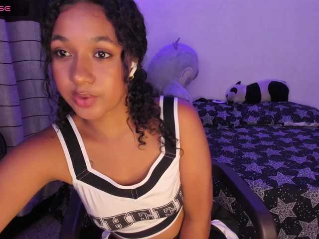 ailen-aria live cam on BongaCams