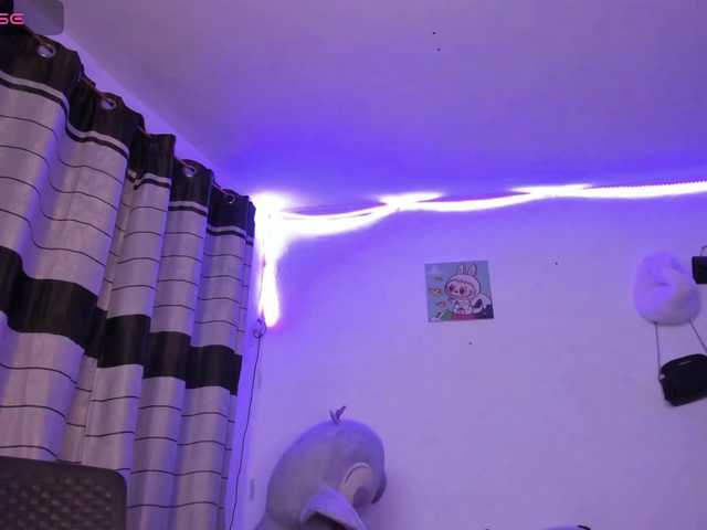 ailen-aria live cam on BongaCams