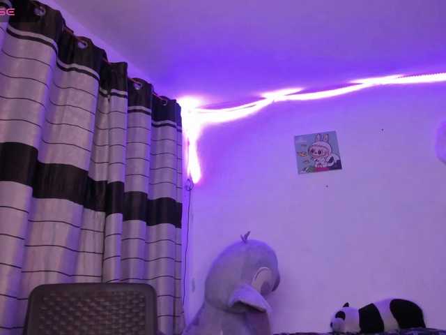 ailen-aria live cam on BongaCams